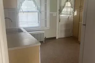 81 Robert St, Waterbury, CT 06710 - Photo 13