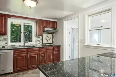 26 Beechwood Drive, Wallingford, CT 06492 - Photo 7
