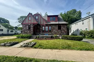 44 Ulrich Rd, Stratford, CT 06614 - Photo 1