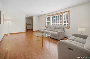 211 Valley View Rd, Manchester, CT 06040 - Photo 7