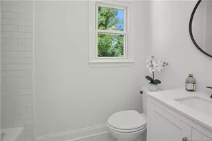 421 Shelton Rd, Trumbull, CT 06611 - Photo 17