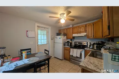 35 Lake Street, Norwich, CT 06360 - Photo 17