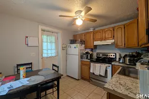 35 Lake St, Norwich, CT 06360 - Photo 17