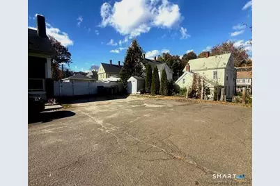 16 Holbrook Court, Ansonia, CT 06401 - Photo 31
