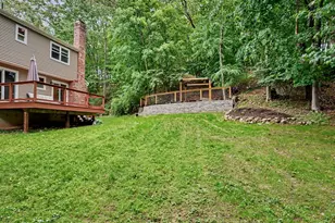 35 Crystal Ln, Fairfield, CT 06824 - Photo 35
