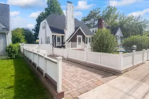 204 Brown St, West Haven, CT 06516 - Photo 7