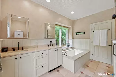 207 Great Pond Road, Simsbury, CT 06070 - Photo 17