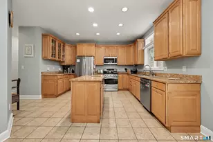 104 Franklin Rd, Milford, CT 06460 - Photo 9