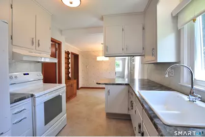 304 Rood Avenue, Windsor, CT 06095 - Photo 11