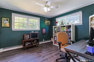 94 Mathews St, Stamford, CT 06902 - Photo 11