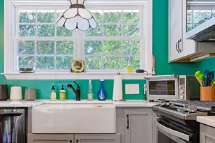 94 Mathews St, Stamford, CT 06902 - Photo 9