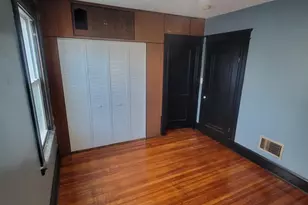 73 Lounsbury St, Waterbury, CT 06706 - Photo 3