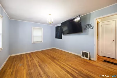 202 Moran Street, Waterbury, CT 06704 - Photo 7