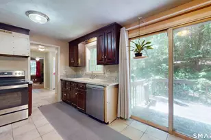 19 Bittersweet Ln, Burlington, CT 06013 - Photo 13