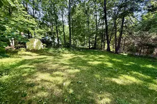 19 Bittersweet Ln, Burlington, CT 06013 - Photo 5