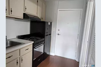 25 Ellsworth Street #13, Bridgeport, CT 06605 - Photo 9
