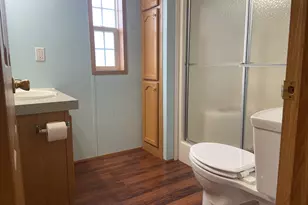 37 Elm St, East Windsor, CT 06088 - Photo 9