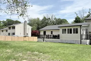 33 Manor Dr, Trumbull, CT 06611 - Photo 35