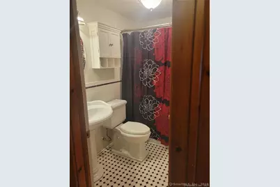 21 Rockwood Avenue #2, Ansonia, CT 06401 - Photo 3