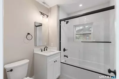 102 Huntington Street, Hartford, CT 06105 - Photo 27