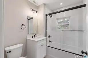 102 Huntington St, Hartford, CT 06105 - Photo 27
