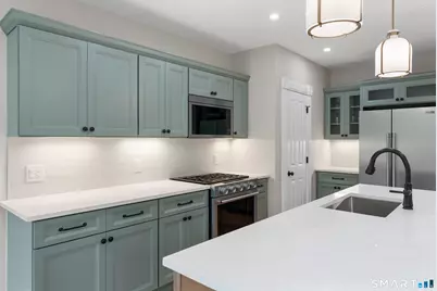 102 Huntington Street, Hartford, CT 06105 - Photo 11