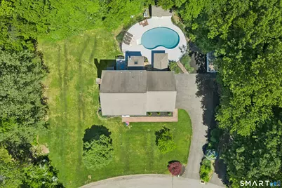 35 Pheasant Lane, Hamden, CT 06518 - Photo 29