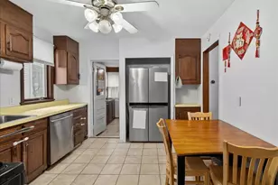 184 Peck St, New Haven, CT 06513 - Photo 7