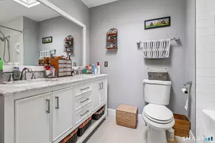 1900 Summer St, Stamford, CT 06905 - Photo 21
