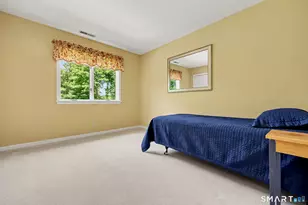 29 Woodridge Ln, New Fairfield, CT 06812 - Photo 15