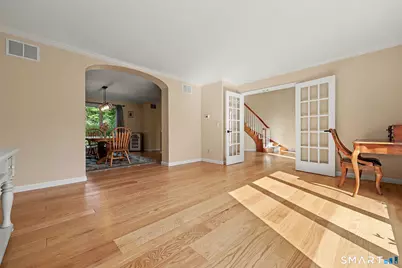 29 Woodridge Lane, New Fairfield, CT 06812 - Photo 5