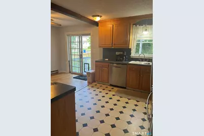 47 Robin Street, Bristol, CT 06010 - Photo 7