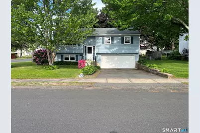 47 Robin Street, Bristol, CT 06010 - Photo 1