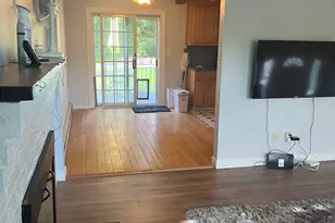 47 Robin St, Bristol, CT 06010 - Photo 11