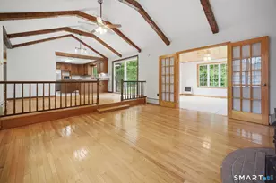 32 Chris Dr, Montville, CT 06382 - Photo 15