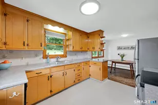 141 Fairlawn St, Bristol, CT 06010 - Photo 19