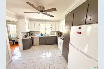 124 Richards Street, West Haven, CT 06516 - Photo 9