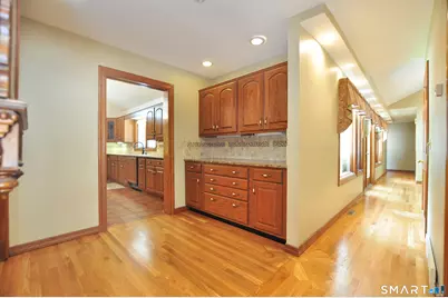 113 Kimberly Drive, Manchester, CT 06040 - Photo 5