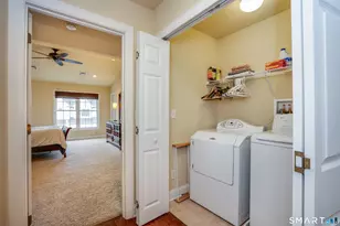 15 Chaplin St, Newington, CT 06111 - Photo 23