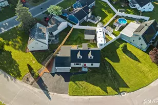 2 Oven Rock Rd, Bethel, CT 06801 - Photo 7