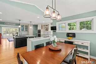 7 Tallwood Ln, Simsbury, CT 06089 - Photo 9