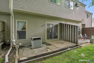 15 Cherokee Ct, Cromwell, CT 06416 - Photo 27