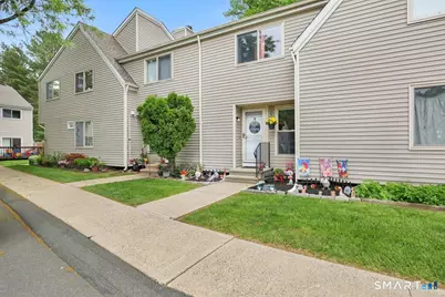 15 Cherokee Court #15, Cromwell, CT 06416 - Photo 1