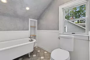 74 Vivian St, Waterford, CT 06385 - Photo 33