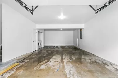 62 Chestnut St Extension #3, Danbury, CT 06810 - Photo 9