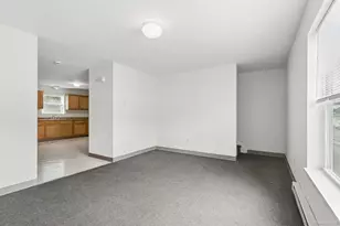 62 Chestnut St Ext, Danbury, CT 06810 - Photo 25