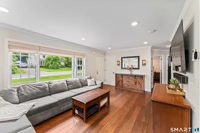 31 Bethpage Drive, Bethel, CT 06801 - Photo 5
