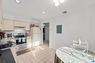 158 Seaside Ave, Stamford, CT 06902 - Photo 19