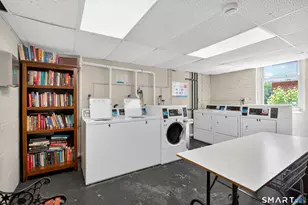 70 Strawberry Hill Ave, Stamford, CT 06902 - Photo 21