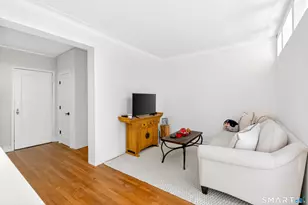 70 Strawberry Hill Ave, Stamford, CT 06902 - Photo 17